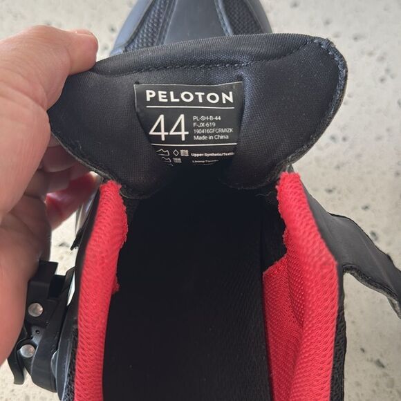 Peloton Black Red Bike Cycling Shoes With Cleats Men's Size EU44 / US10.5 GUC - Picture 5 of 12